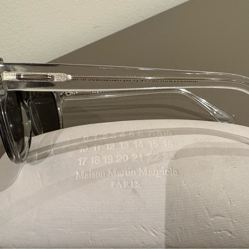 Maison Martin Margiela Black Sunglasses - Picture 4 of 8